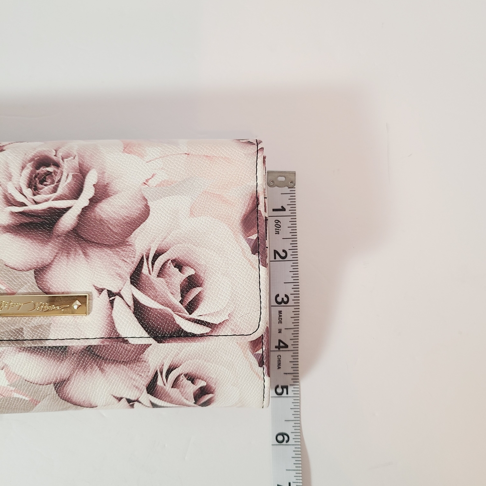 Betsey Johnson Floral Women's Crossbody/Clutch - Picture 10 of 10